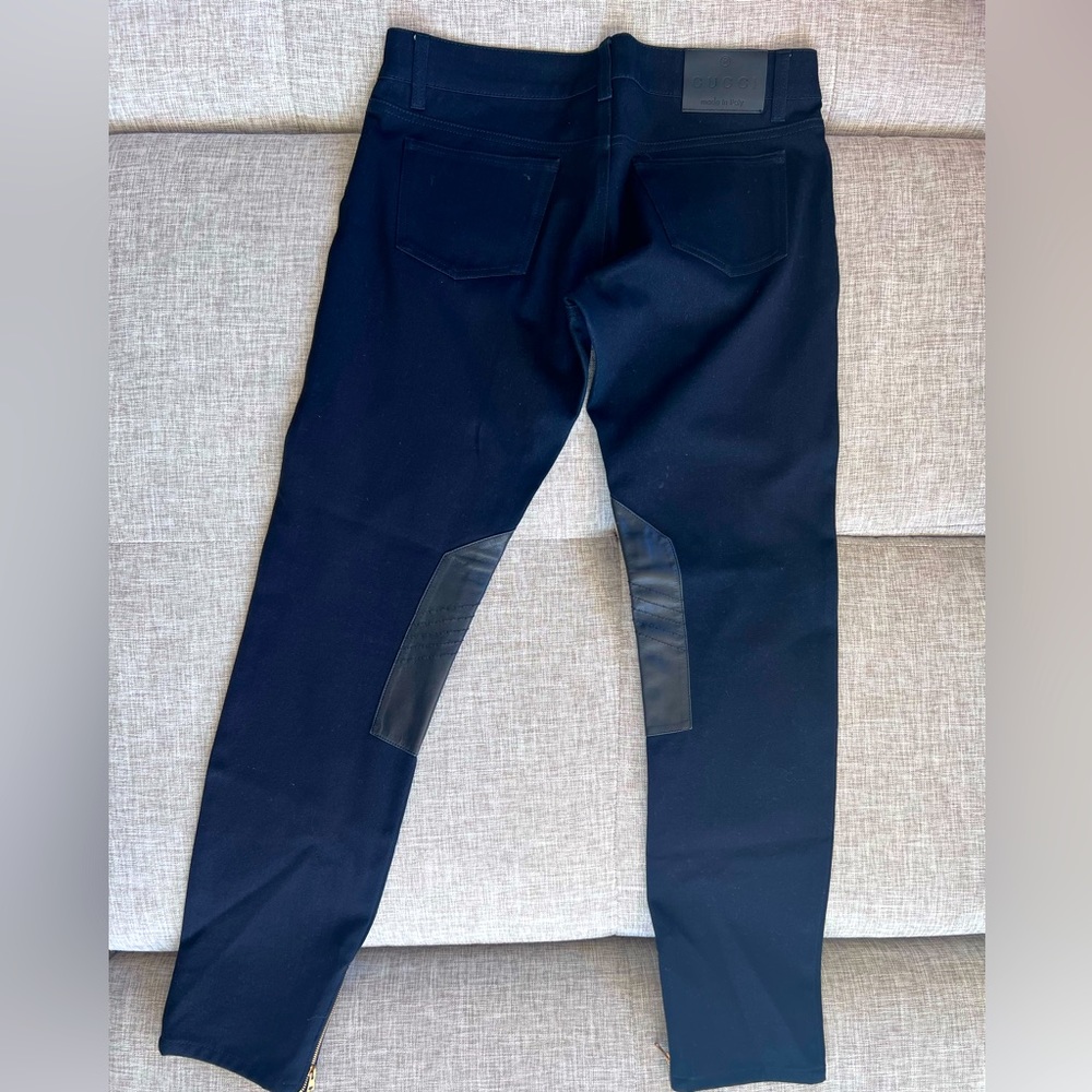 Gucci Soft Black Jeans lady size 46 is like 30-31-32 in the waist nice stretch,